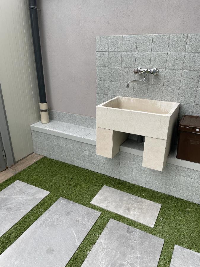 Varese Apartment Екстериор снимка
