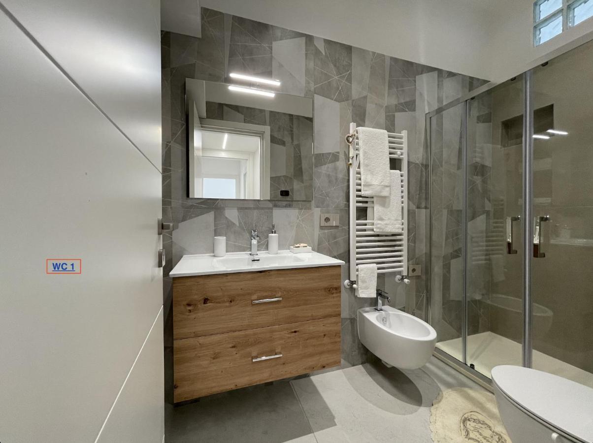 Varese Apartment Екстериор снимка