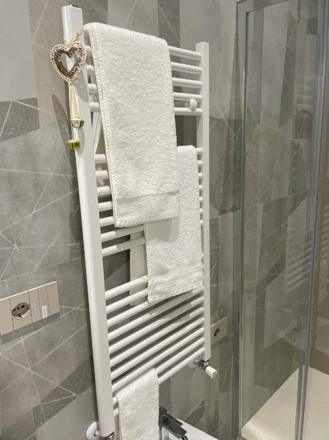 Varese Apartment Екстериор снимка