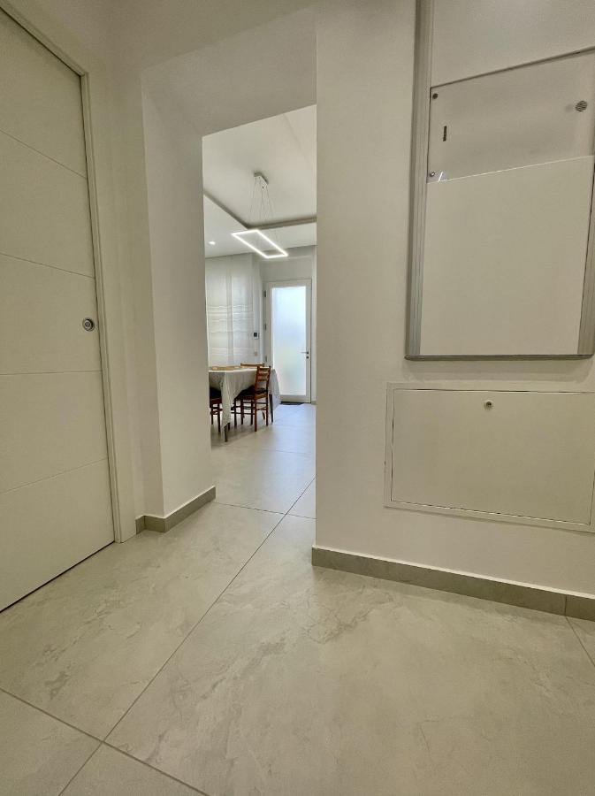 Varese Apartment Екстериор снимка